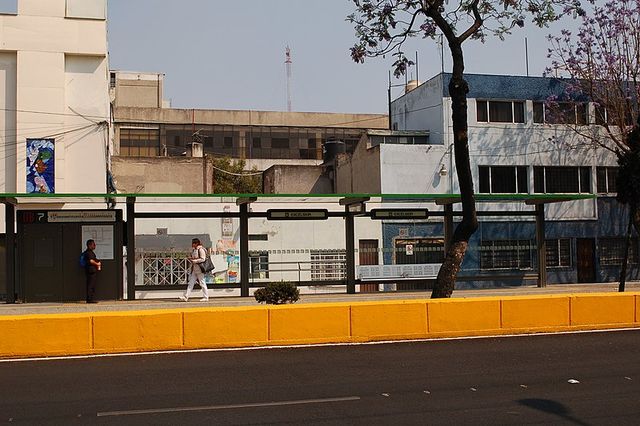 Estación Excélsior L7 del Metrobús
