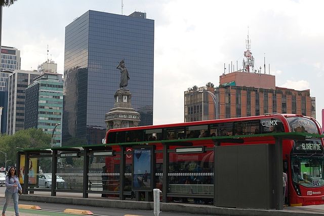 Estación Reforma L7 del Metrobús