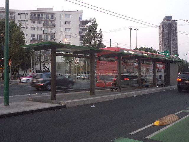 Estación Glorieta Cuitláhuac L7 del Metrobús
